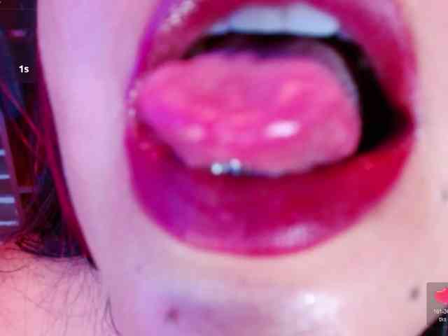 GatuSexx webcam
