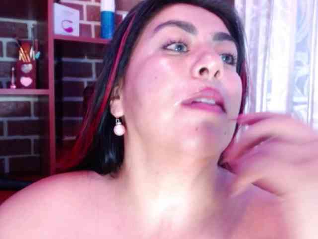 GatuSexx webcam