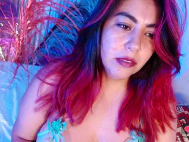 GatuSexx webcam
