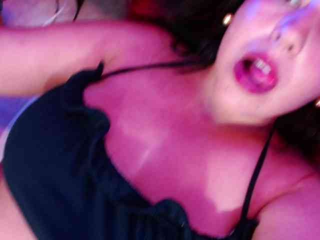 GatuSexx webcam