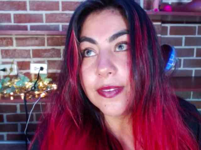GatuSexx webcam