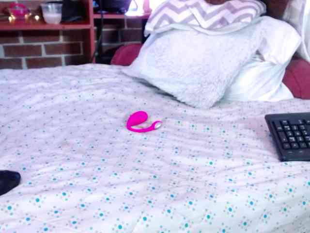 GatuSexx webcam