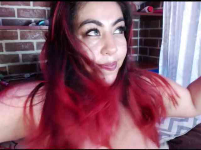 GatuSexx webcam