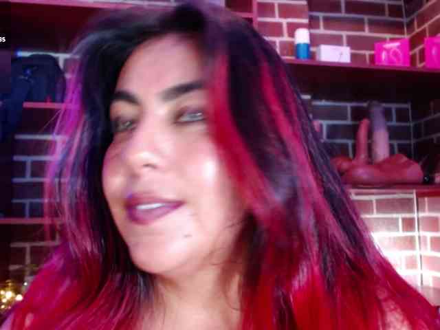 GatuSexx webcam