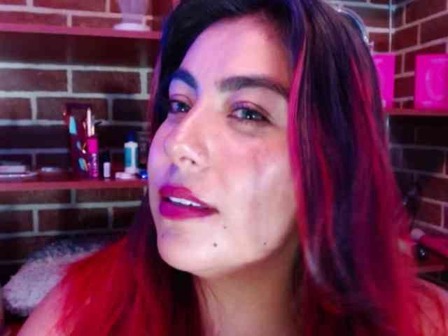 GatuSexx webcam