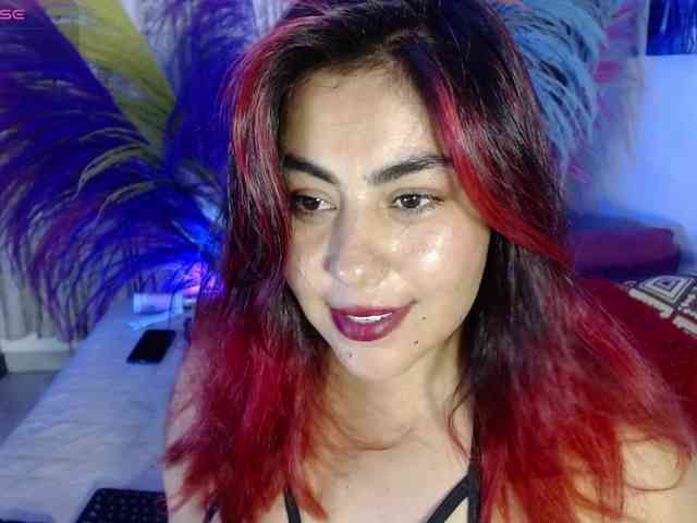 GatuSexx webcam