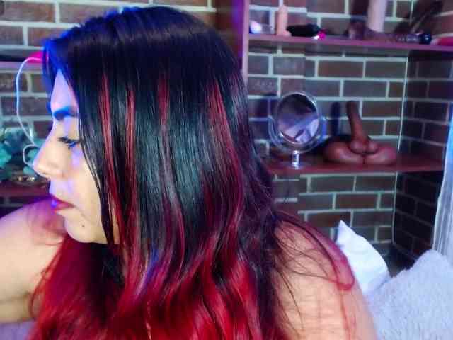 GatuSexx webcam