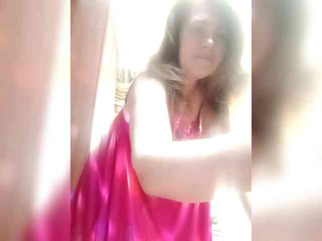 Sadie-Lorri webcam