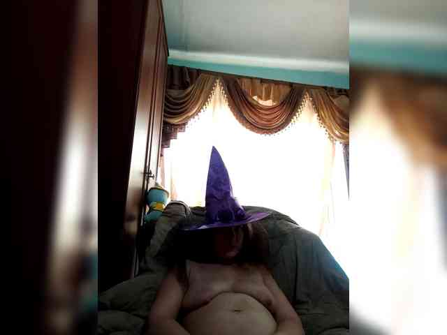 Sadie-Lorri webcam