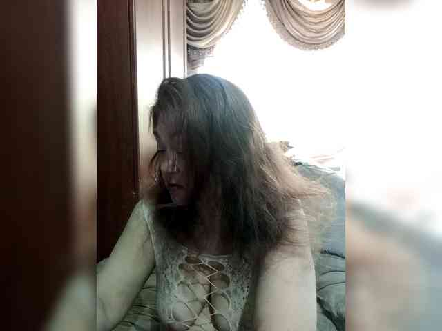 Sadie-Lorri webcam