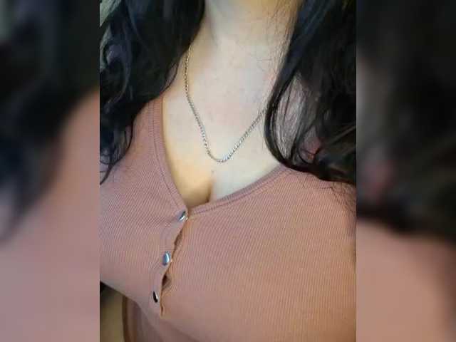 VeronicaChica live cam on BongaCams