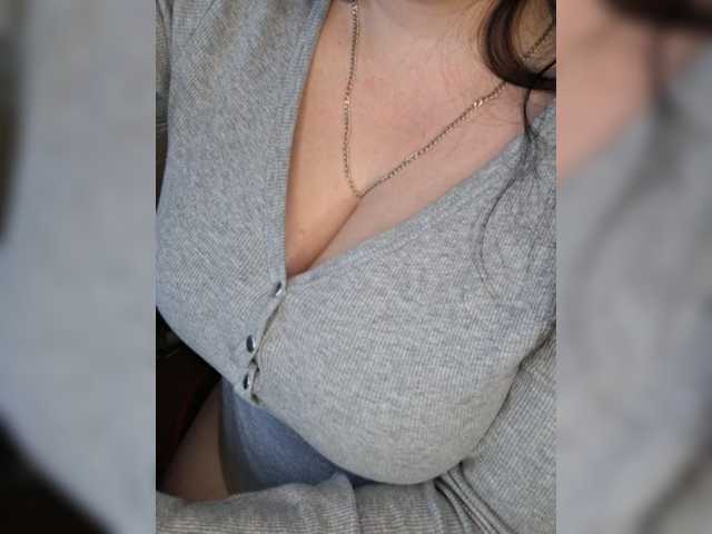 VeronicaChica live cam on BongaCams