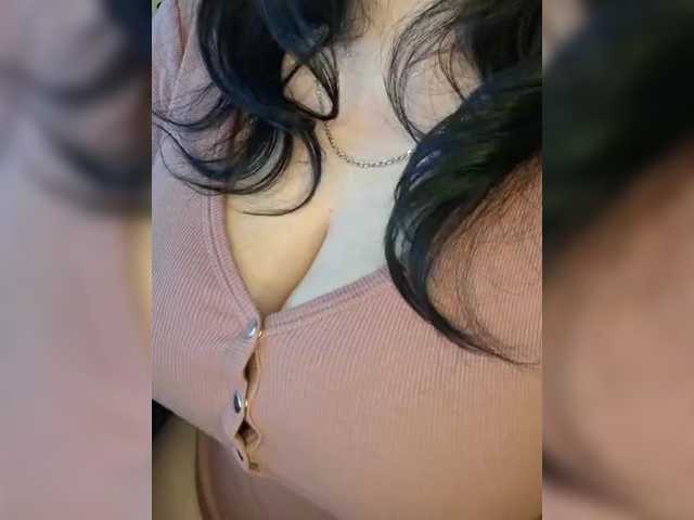 VeronicaChica live cam on BongaCams