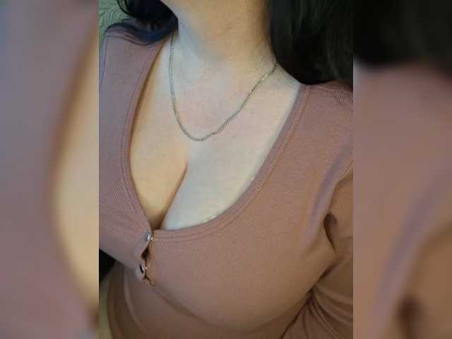 VeronicaChica live cam on BongaCams