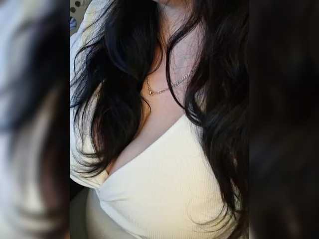 VeronicaChica live cam on BongaCams