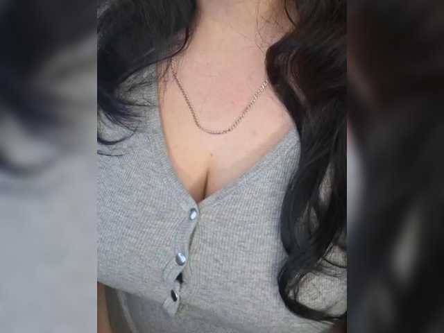 VeronicaChica live cam on BongaCams