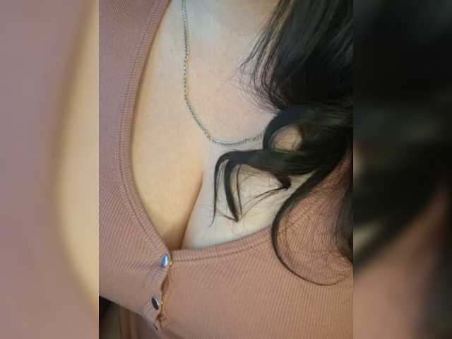 VeronicaChica live cam on BongaCams