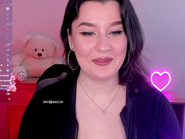 M-O-L-N-I-Y-A's BongaCams show and profile