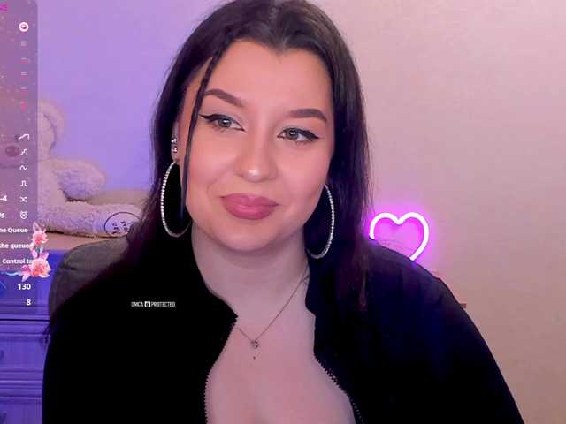 M-O-L-N-I-Y-A's BongaCams show and profile