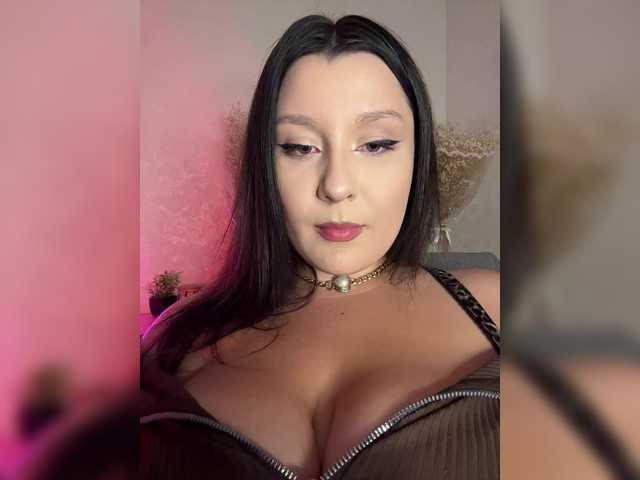 m-o-l-n-i-y-a live sex