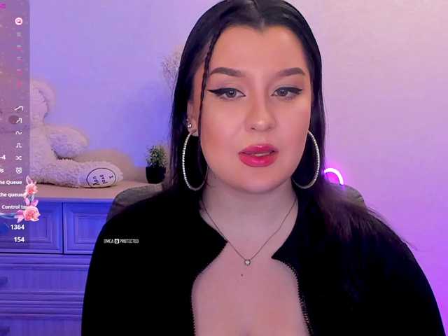 M-O-L-N-I-Y-A's BongaCams show and profile