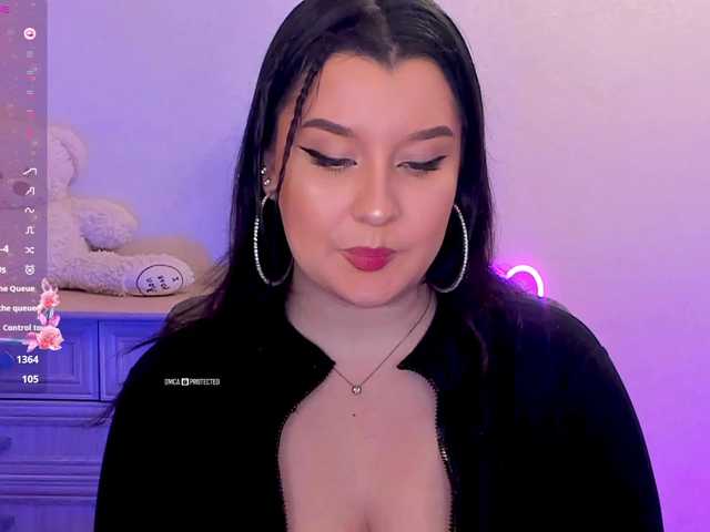 M-O-L-N-I-Y-A's BongaCams show and profile