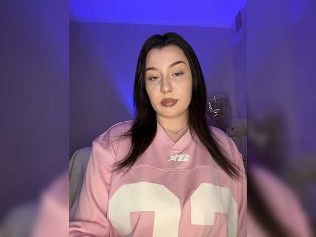 M-O-L-N-I-Y-A live cam on BongaCams