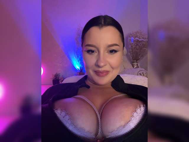 MistyBibi live cam