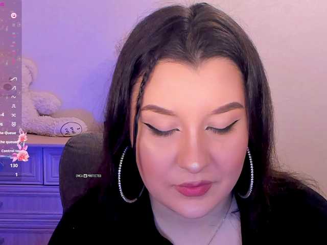 M-O-L-N-I-Y-A's BongaCams show and profile