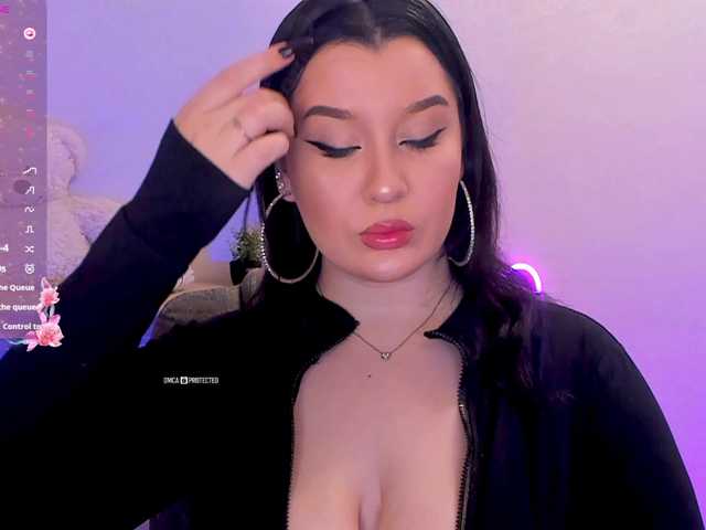 M-O-L-N-I-Y-A's BongaCams show and profile