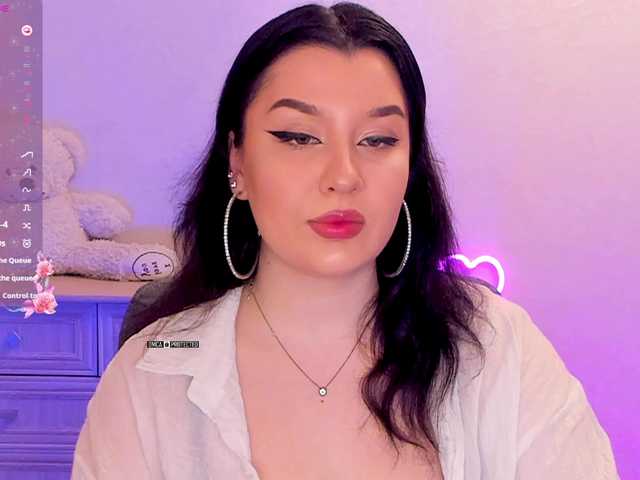 M-O-L-N-I-Y-A's BongaCams show and profile