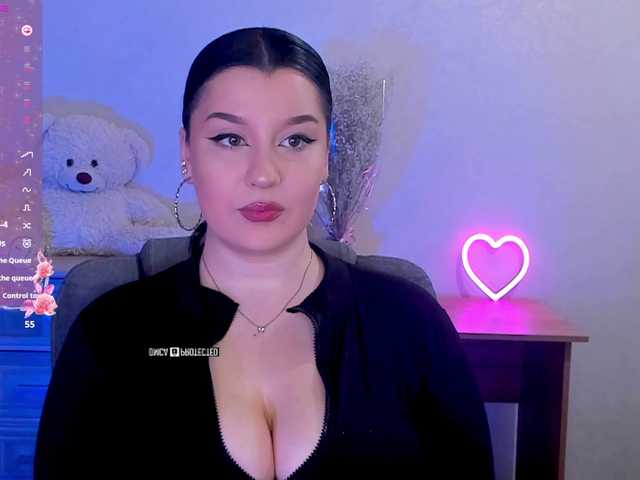 M-O-L-N-I-Y-A's BongaCams show and profile