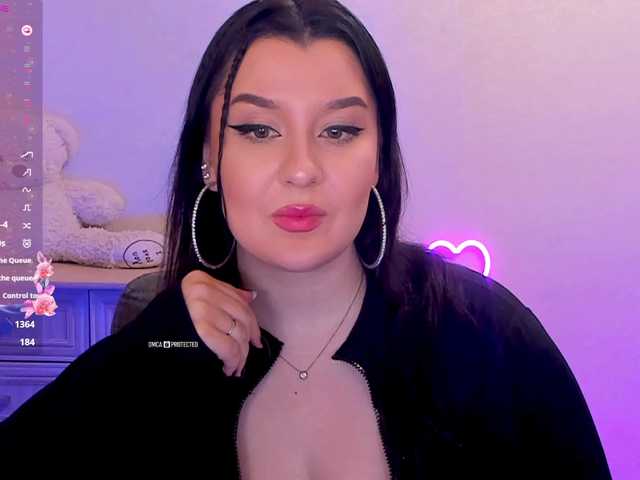 M-O-L-N-I-Y-A's BongaCams show and profile