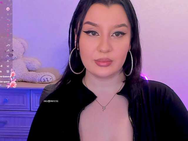 M-O-L-N-I-Y-A's BongaCams show and profile