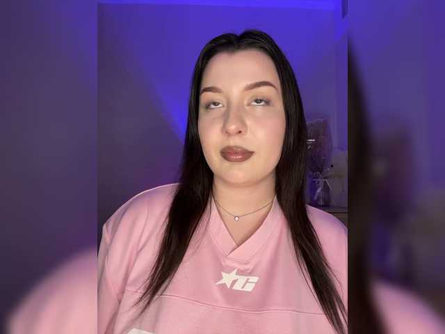 M-O-L-N-I-Y-A live cam on BongaCams