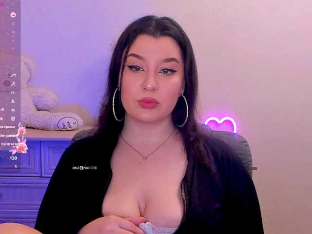 M-O-L-N-I-Y-A's BongaCams show and profile