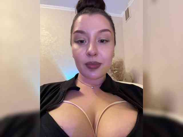 MistyBibi webcam