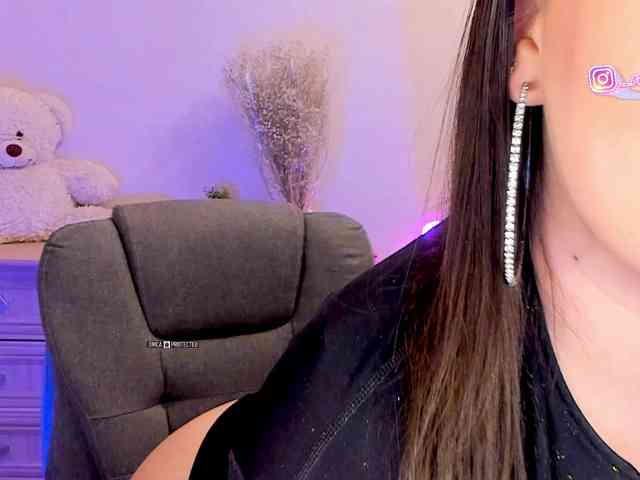 MistyBibi webcam
