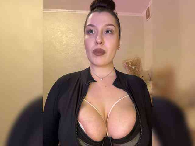 MistyBibi webcam