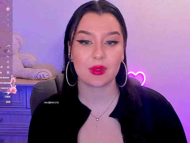 M-O-L-N-I-Y-A Live Webcam on BongaCams