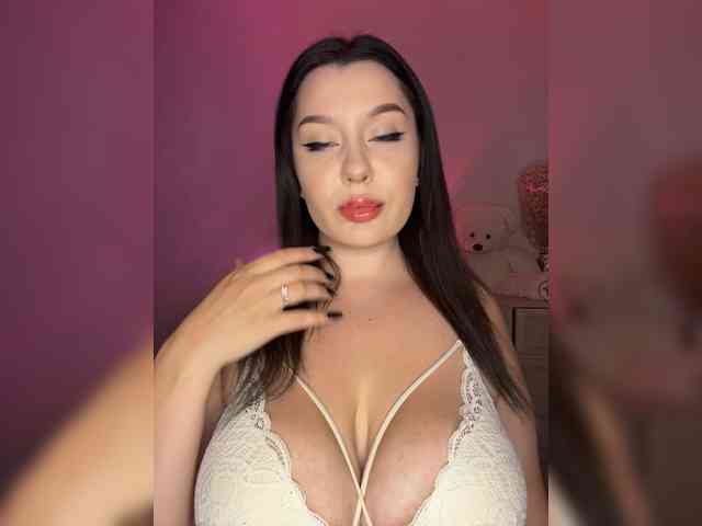 MistyBibi webcam