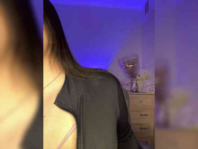 MistyBibi webcam
