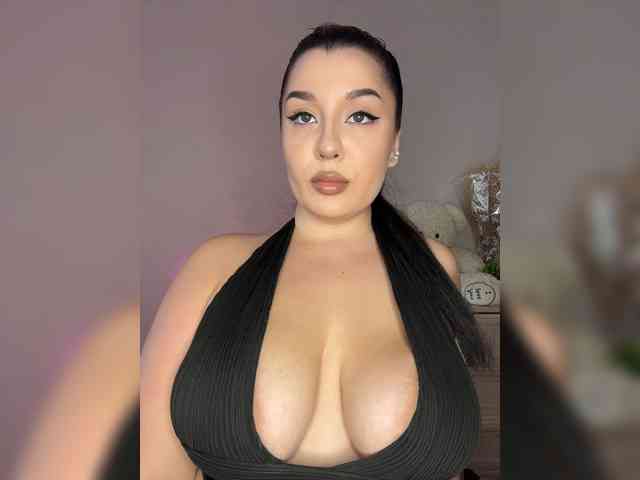MistyBibi webcam