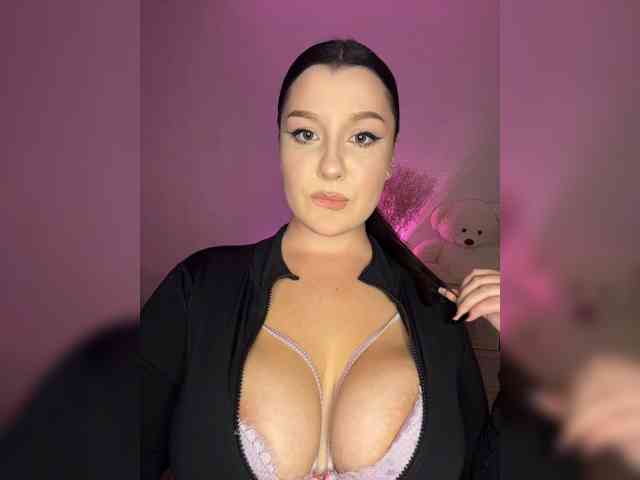 MistyBibi webcam