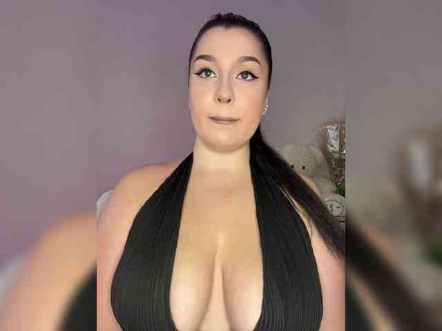 MistyBibi webcam