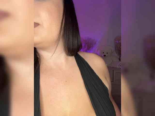 MistyBibi webcam