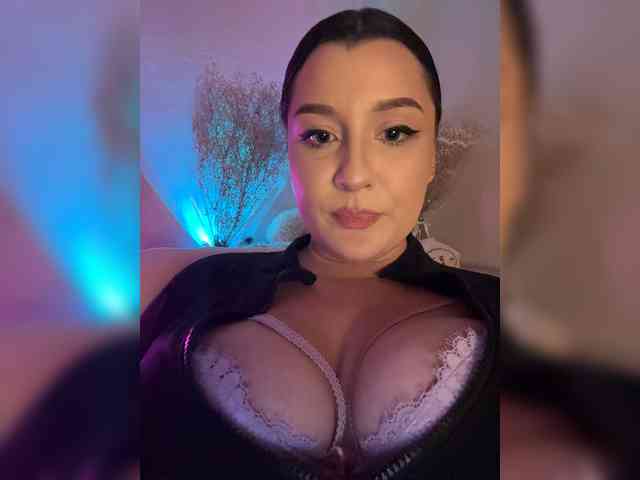 MistyBibi webcam