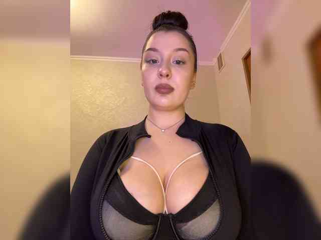 MistyBibi webcam