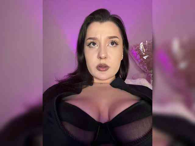 MistyBibi webcam