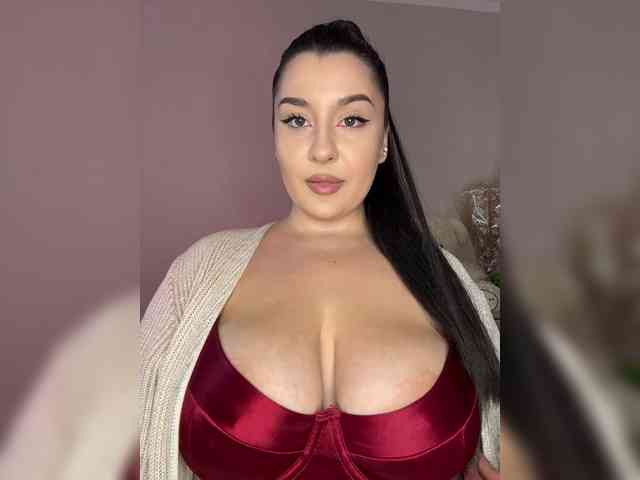 MistyBibi webcam